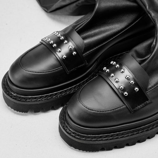 90’s On my Mind stretch black leather booties
