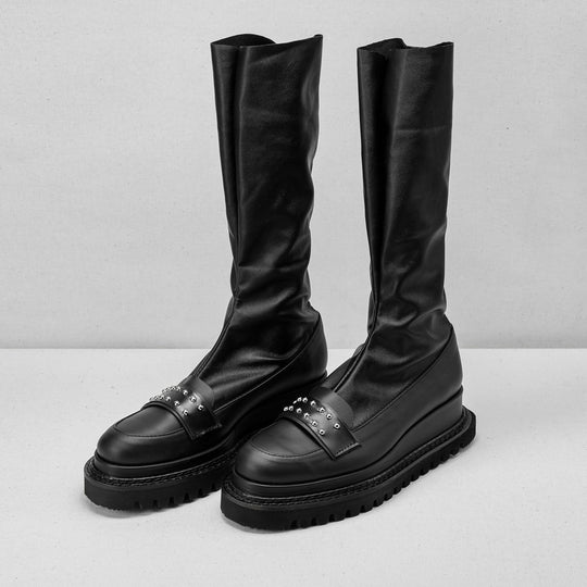 90’s On my Mind stretch black leather booties