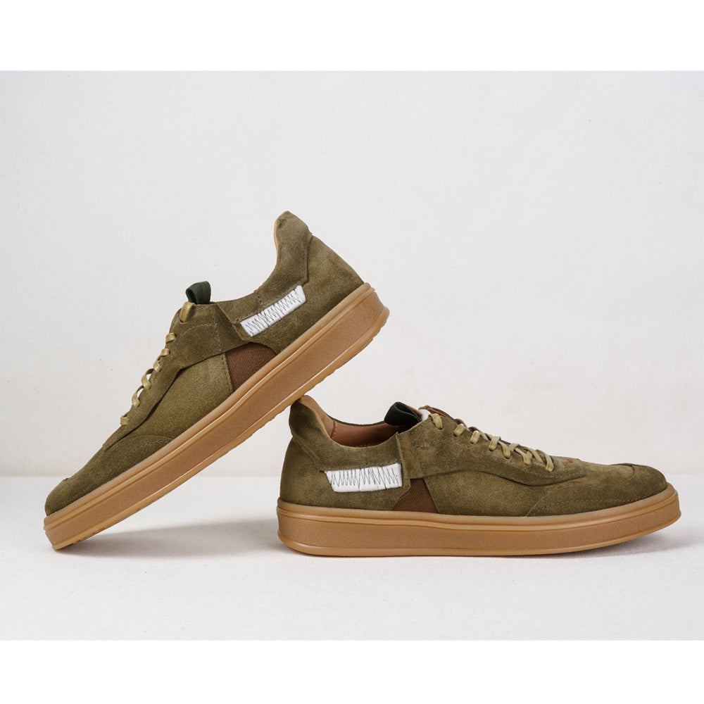 NOI 2 - Capitolul 1 - Visarea ( The Two of Us - Chapter 1- Dreamin’) khaki low-top sneakers