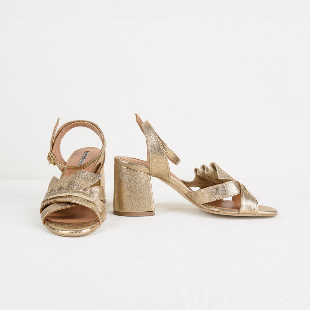 Only Lovers golden leather sandals