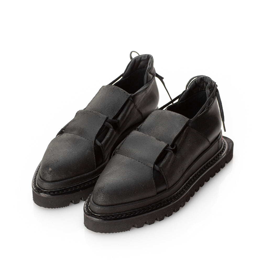 Flat platform hot sale shoes black