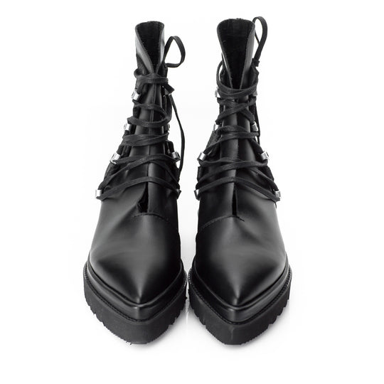 Comfortable urban style cool boots