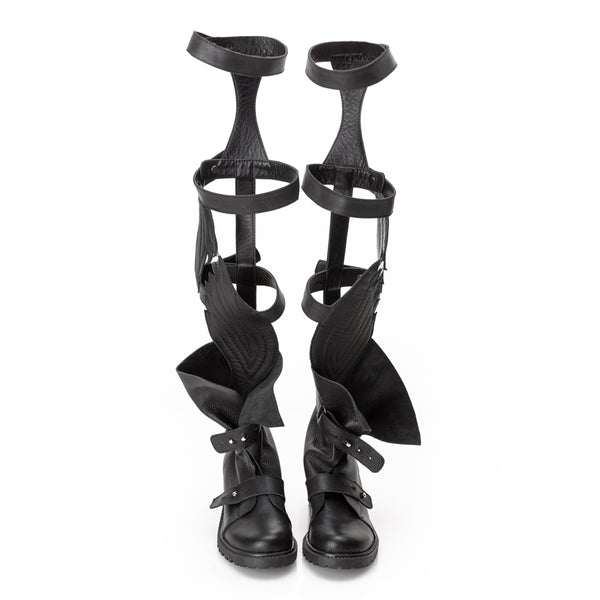 Fly with Gladiator Black Boots