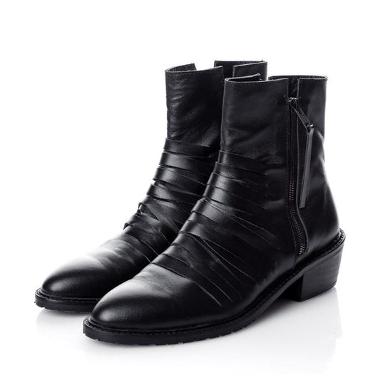 Black leather pointed booties with double metallic zipper