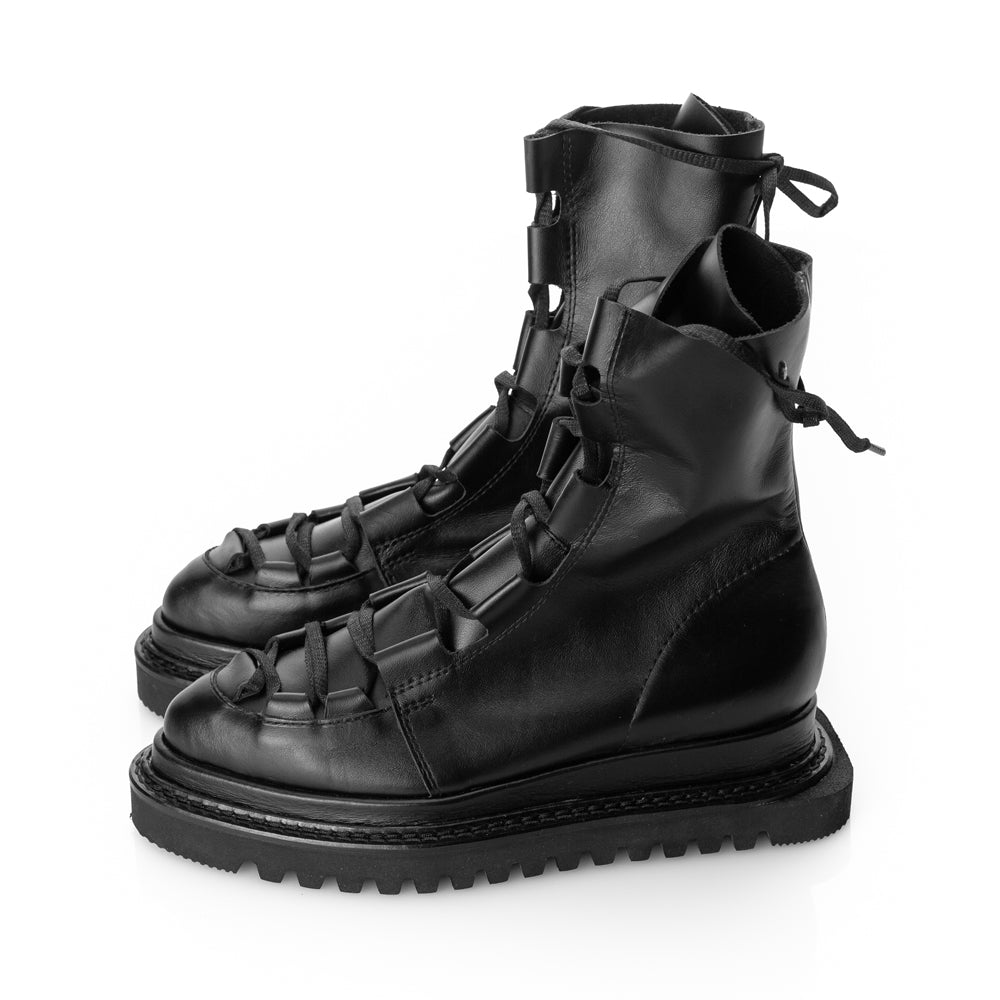 SHR No more tricks black leather boots