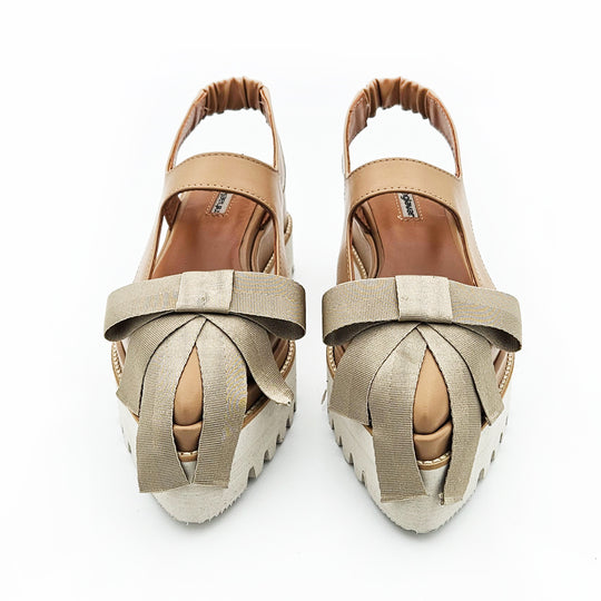 A Promise beige leather shoes