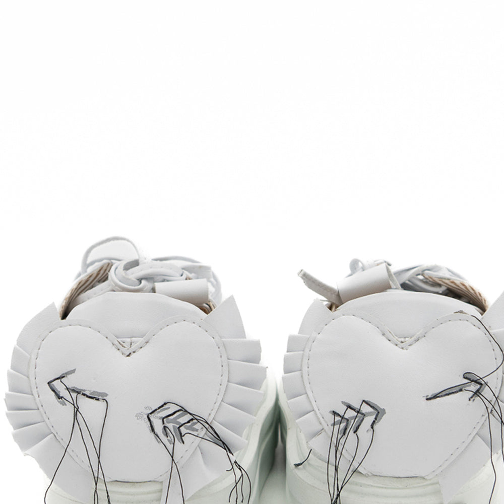 Cupid's Arrow white ecological leather low-top sneakers