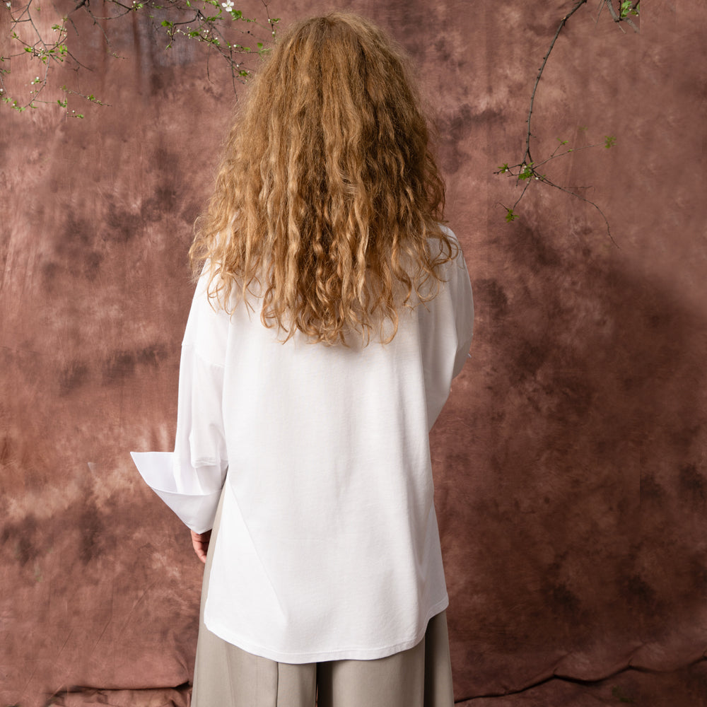 In Between white hybrid T-shirt