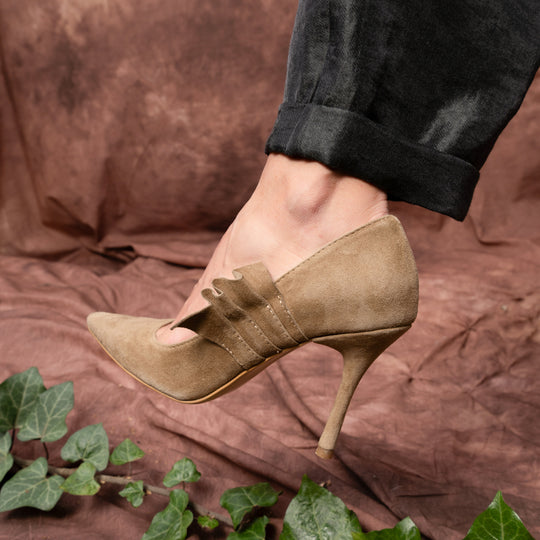 Secret Rules beige suede stiletto