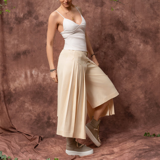 DanceFloor white lyocell-mix V-cut top