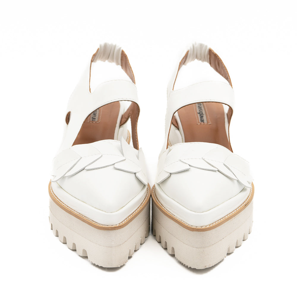 Forest Fairy Tale white leather shoes