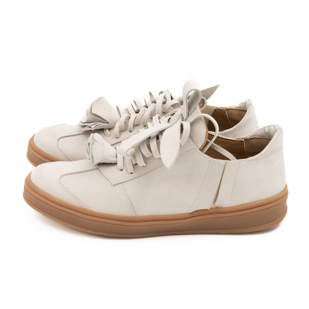 Make This Flower Great Again light beige nubuck sneakers