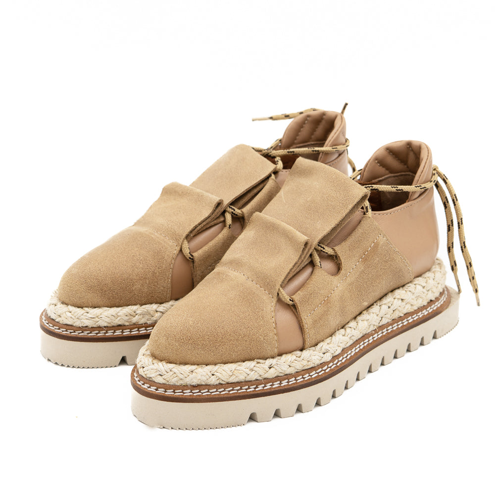 Metamorphose beige leather flat shoes