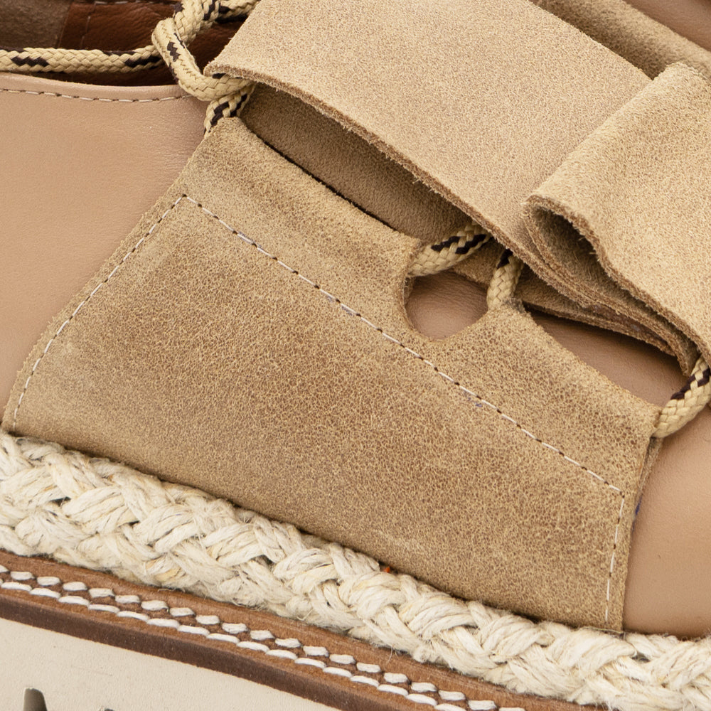 Metamorphose beige leather flat shoes