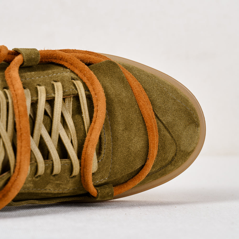 NOI 2- Epilog (The Two of Us-The Epilogue) khaki suede low-top sneakers