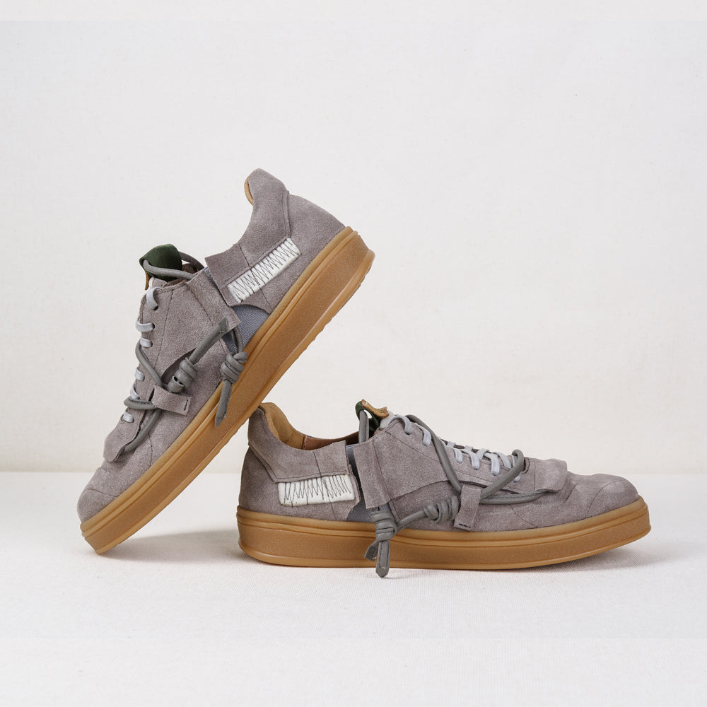 NOI 2- Epilog (The Two of Us - the Epilogue) grey suede low-top sneakers