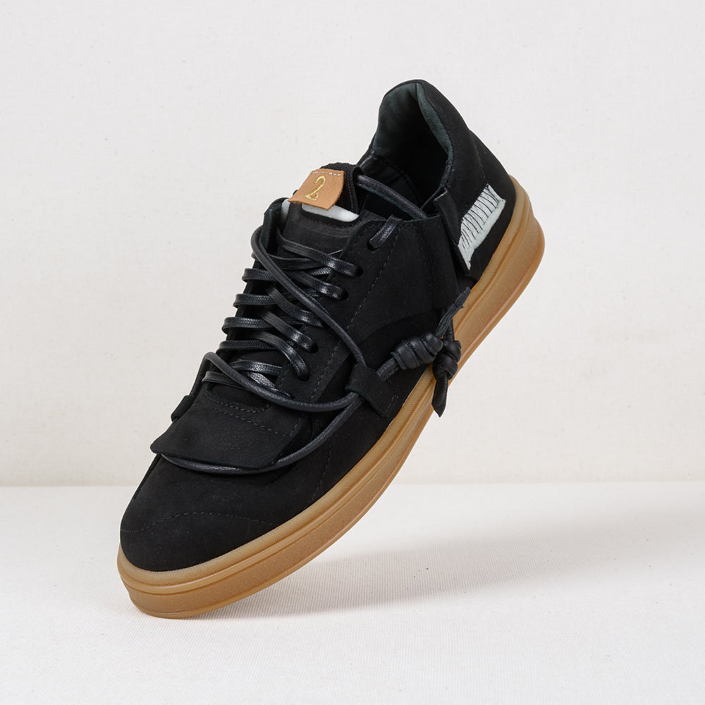 NOI 2- Epilog (The Two of Us - the Epilogue) black nubuck low-top men sneakers