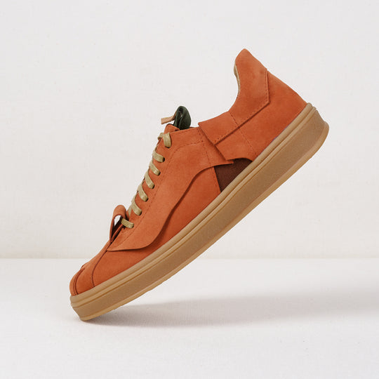 NOI 2- Capitolul 2 -Zborul (The Two of Us - Chapter 2-the Flight ) terracotta nubuck low-top sneakers
