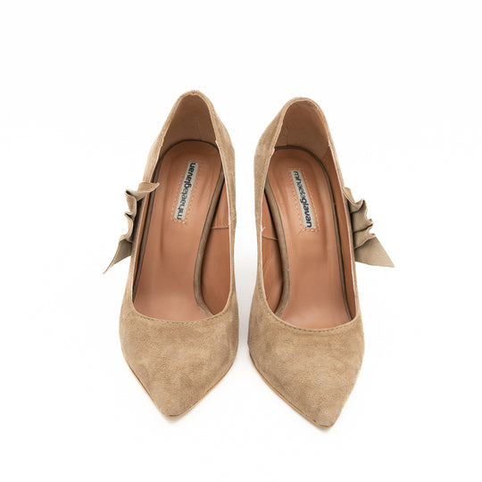 Secret Rules beige suede stiletto