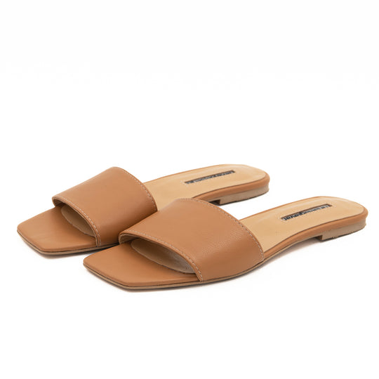 Summer essentials camel leather flats
