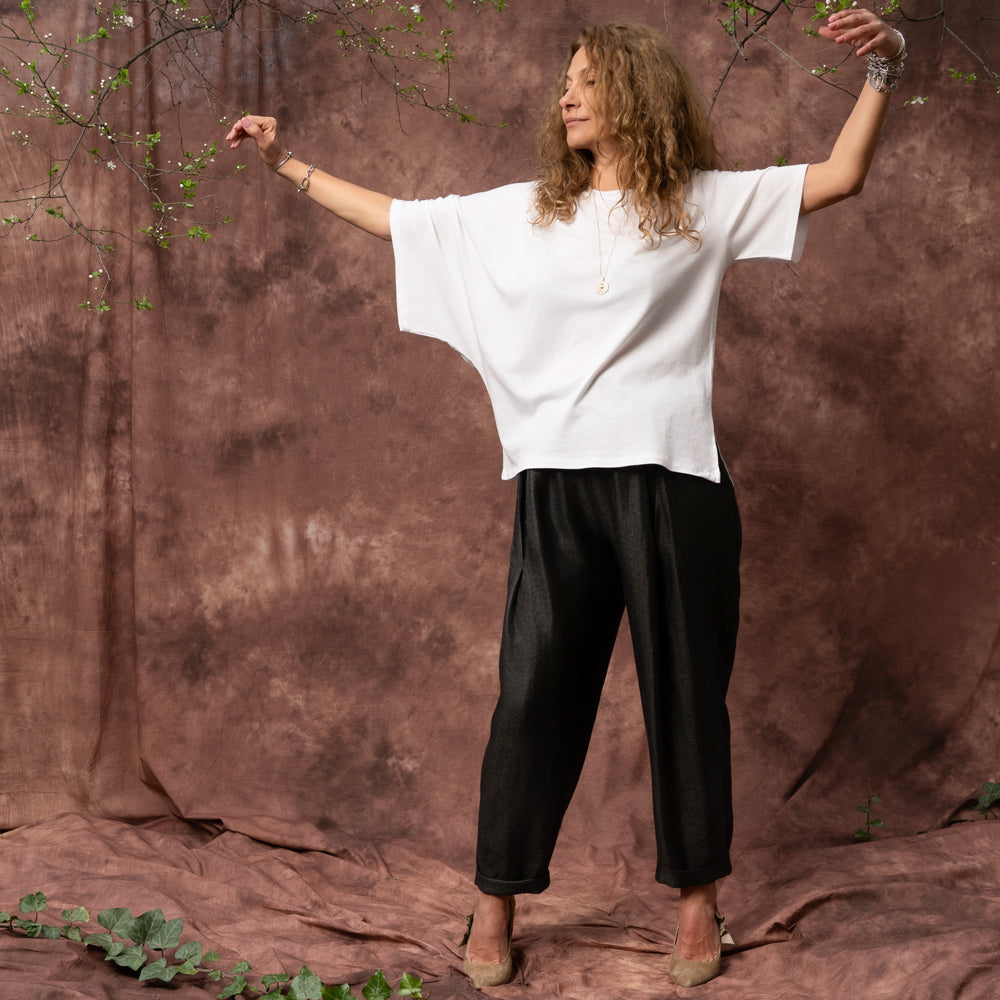 T-shirt no 1 white cotton asymmetric T-shirt