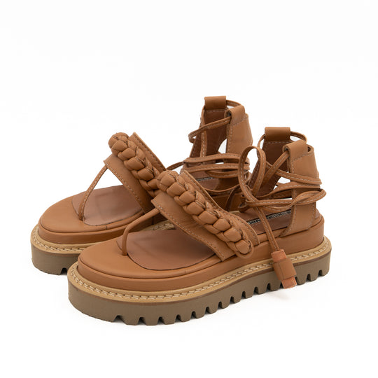 T-strappy Braided camel leather sandals
