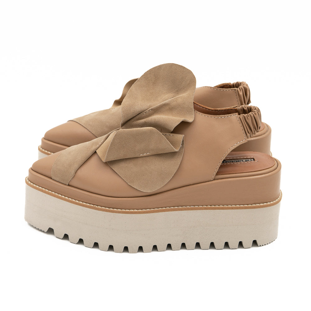 Tulips beige leather open back shoes