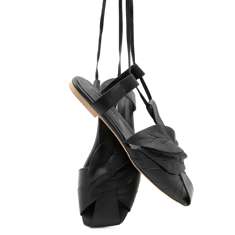 Wind black leather sandals