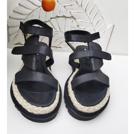 Black Folded  flat sandals