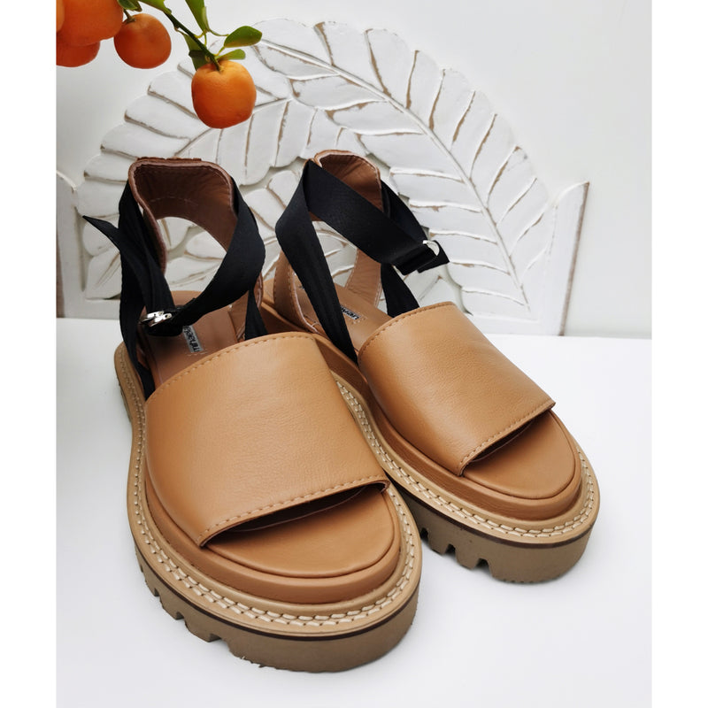 Milk Tea flat sandals