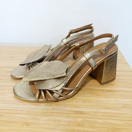 Sustainable Selection- Spell in Love golden leather sandals
