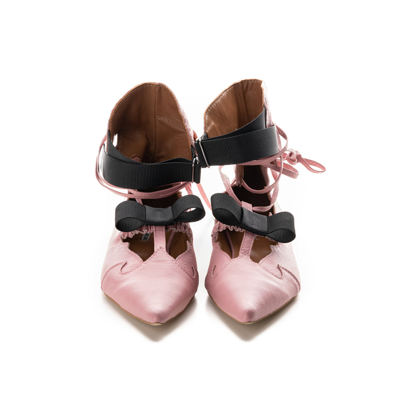 Cool pink flat designer boots