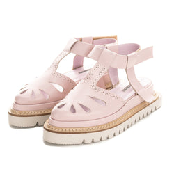 Pink leather cut-out shoes