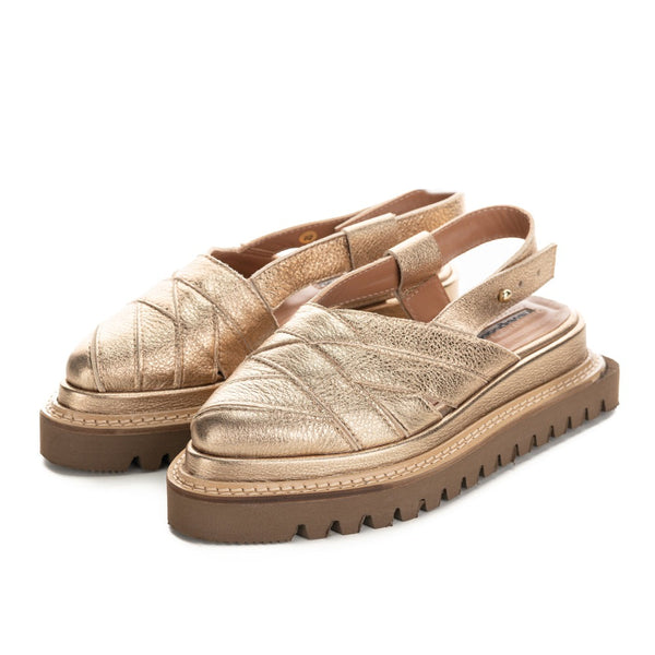 Golden leather cut-out flat shoes