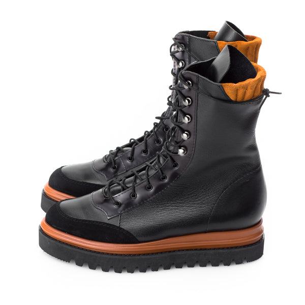 Flat platform black textile shoelaces boots with  black metallic accessories