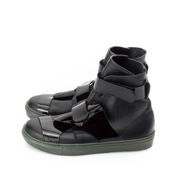 Folded Black Sneakers