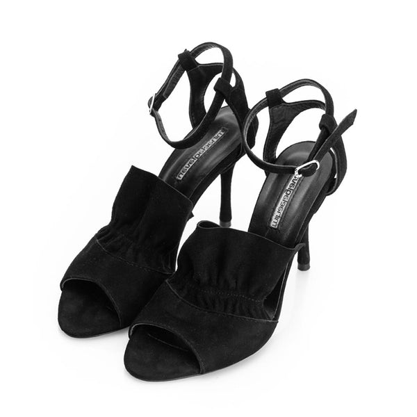 Loveable Ruffles Sandals
