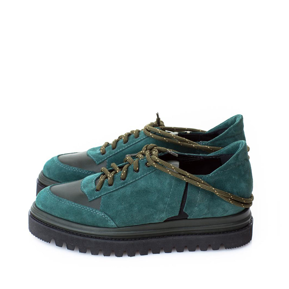 Comfortable handmade green suede shoes