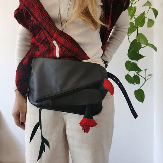 Make this flower great again black leather purse