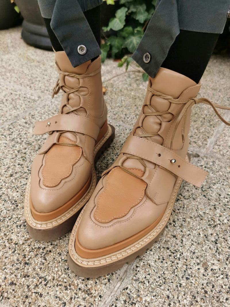 Urban style boots