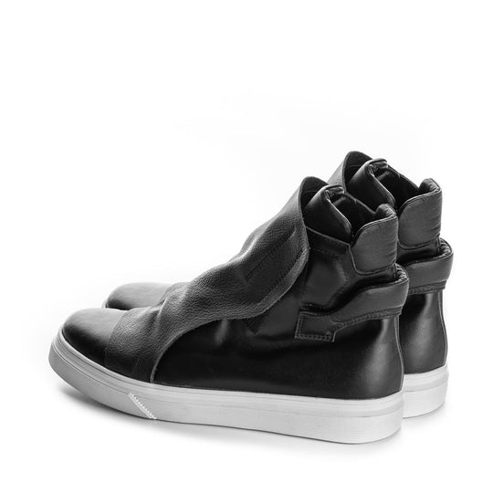 Urban Rhapsodie black leather sneakers