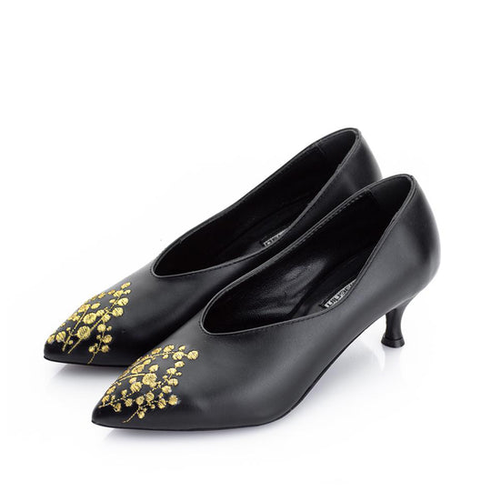 Lily Of The Valley black leather pumps