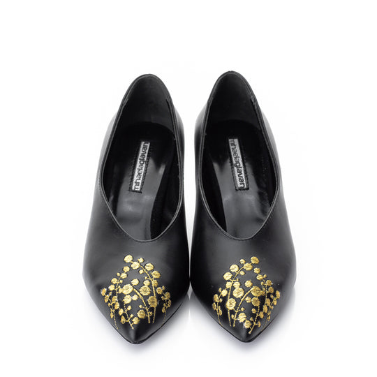 Lily Of The Valley black leather pumps