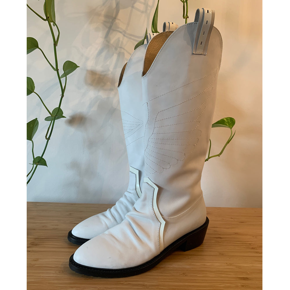 Sustainable Selection- Urban Wings Ride white leather boots