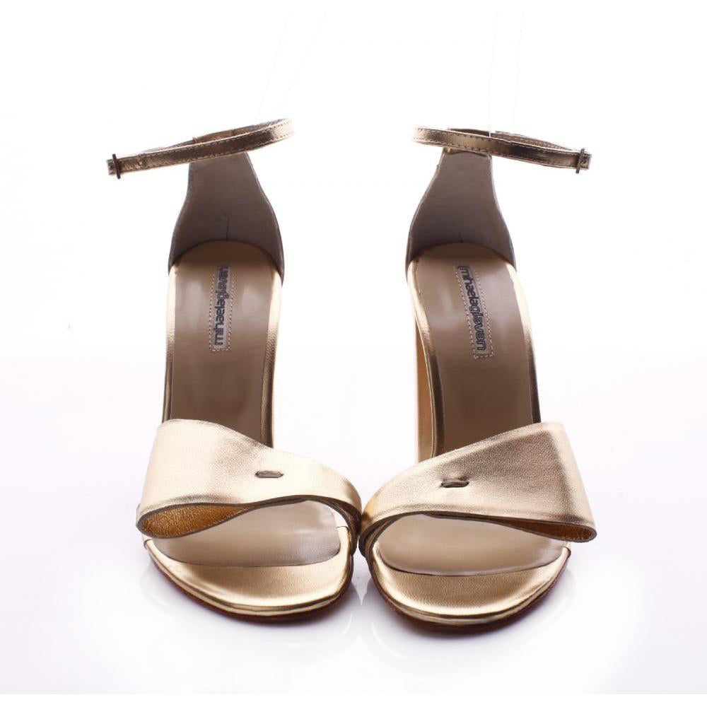 Take a Bow Golden leather  Sandals